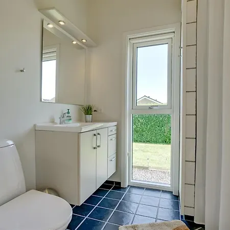 Maybritt - 100m From The Sea By Interhome Feriehus *